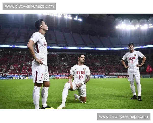 权健vs亿利：草原上的王者之争，绿茵场上的荣耀对决